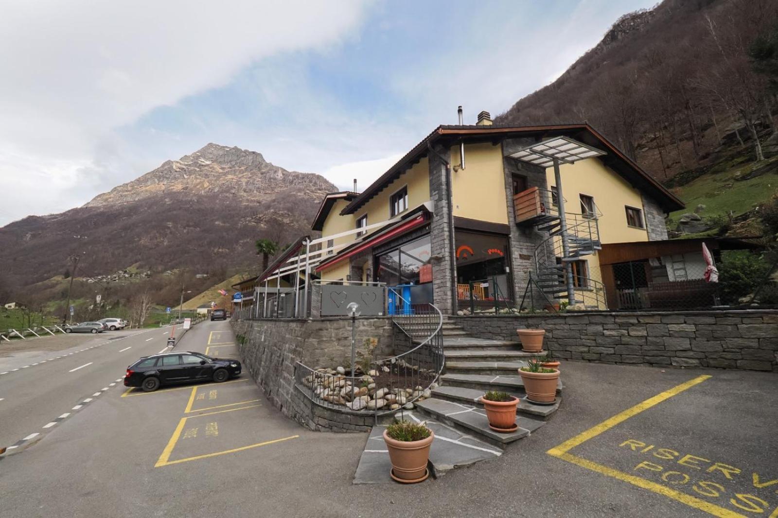 Osteria Posse Hotell Lavertezzo Eksteriør bilde